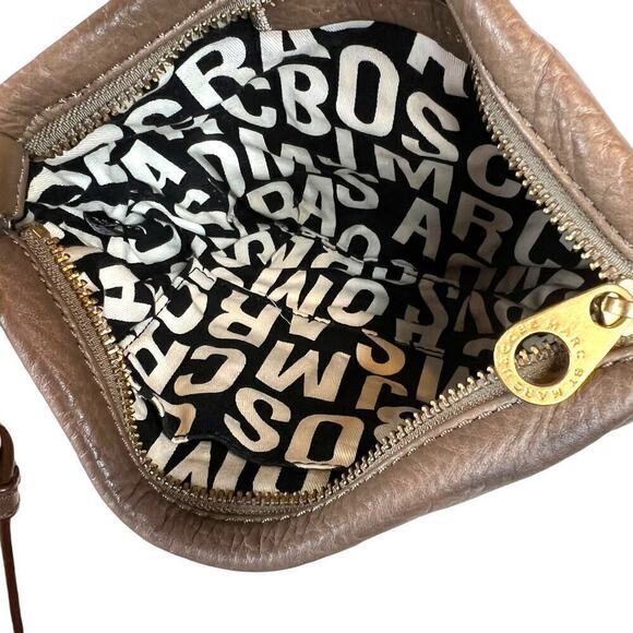 MARC JACOBS Classic Q Crossbody in Brown Leather - Picture 10 of 14